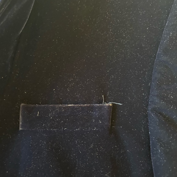 Blue velvet blazer for occasions. - Picture 3 of 5